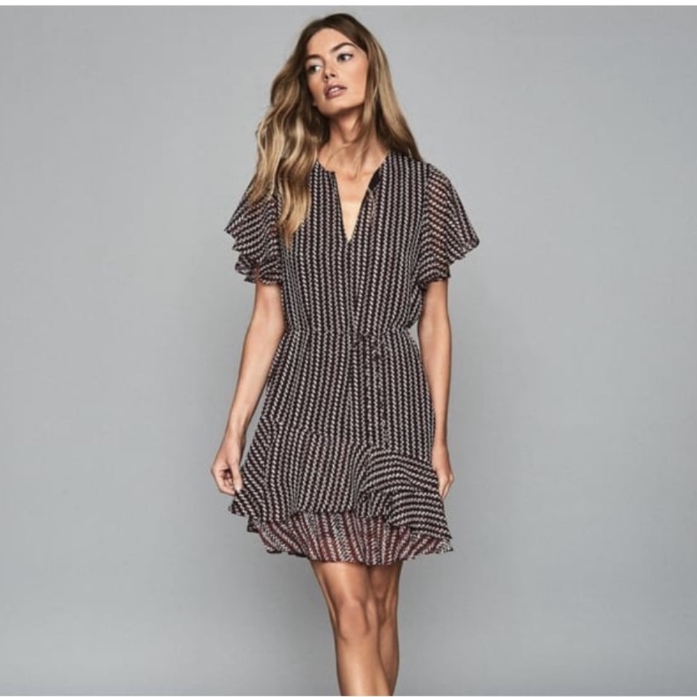 REISS Anna Dress Ruffle Bottom & Sleeves Size 6 Women’s Red Black White Printed
